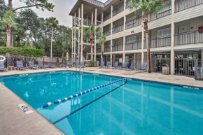 Beach Access, Covered Balcony Hilton Head Condo!